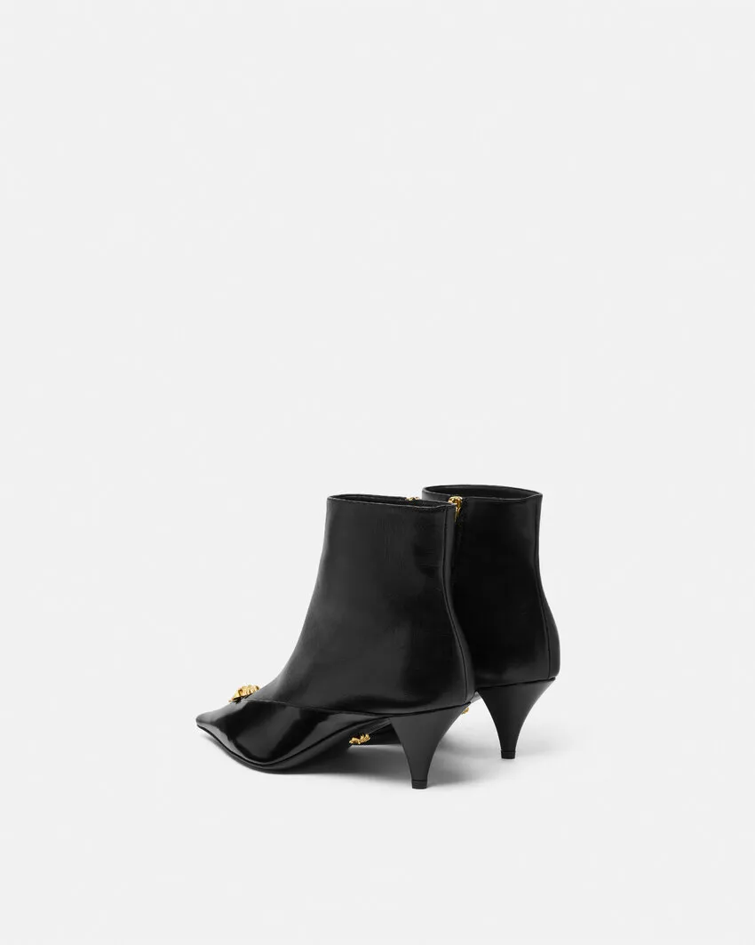 Pointed-Toe Zipped Ankle Boots