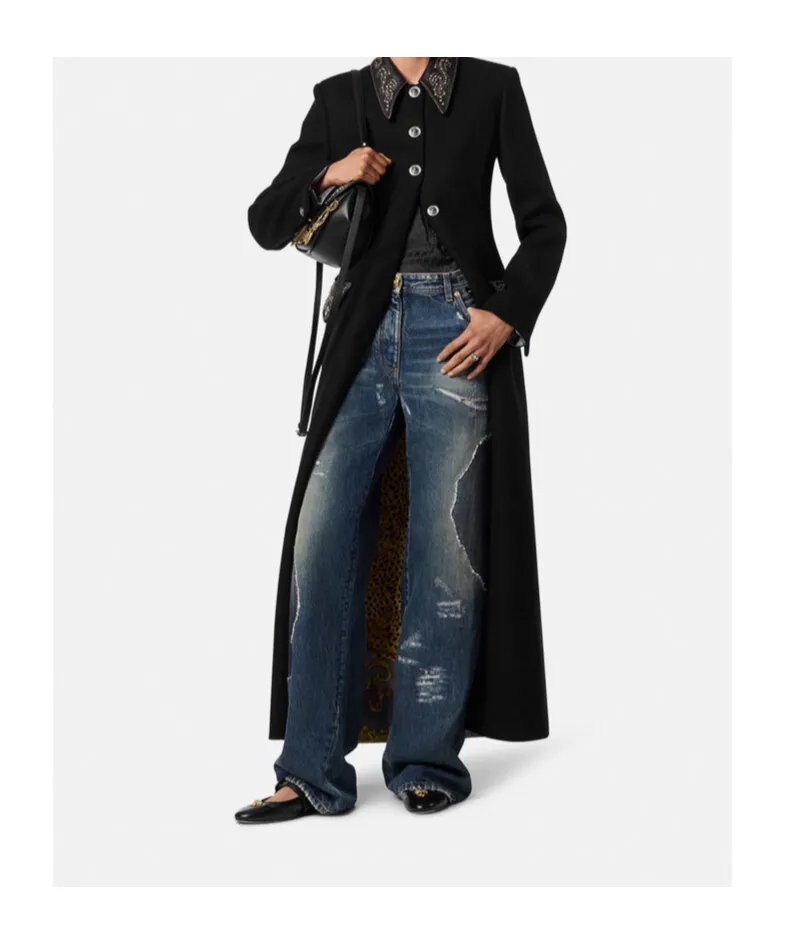 Logo-Patch Distressed Jeans
