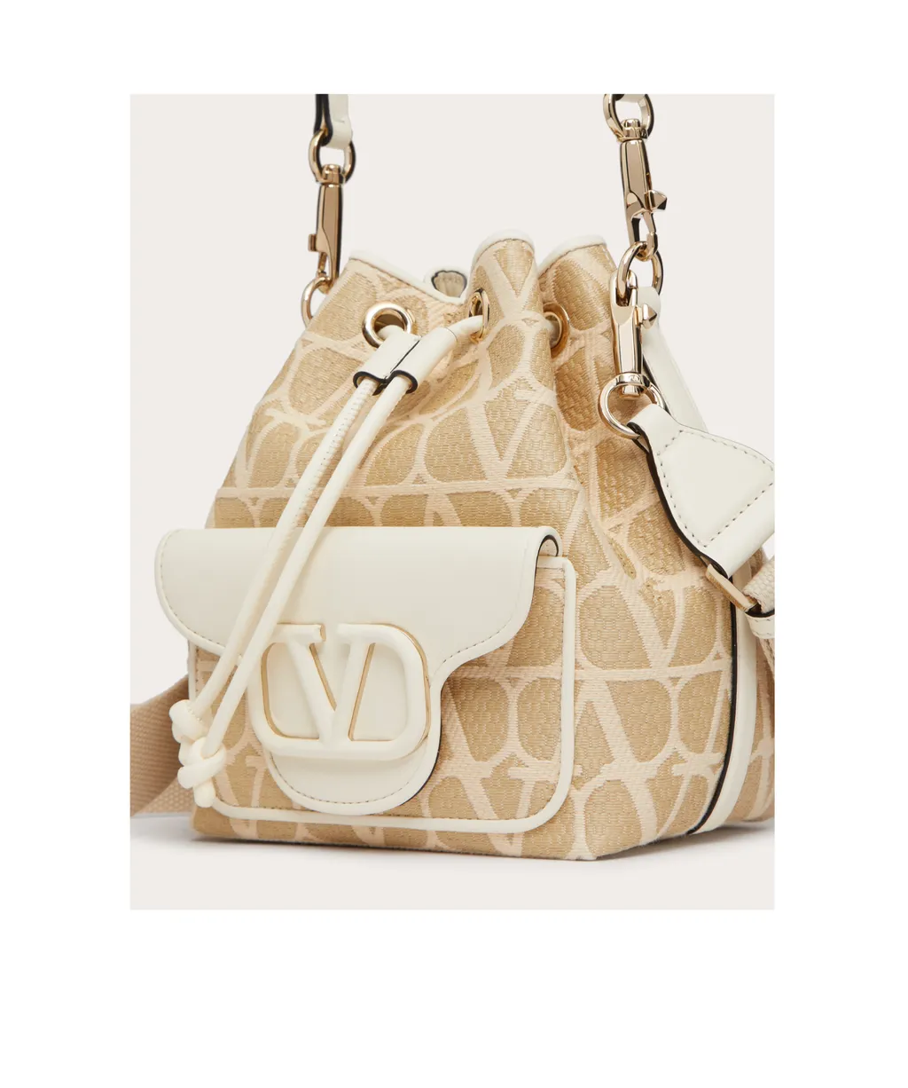 Vlogo Drawstring Bucket Bag