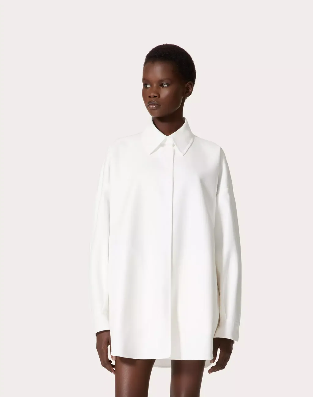 Buttoned Long-Sleeved Shirt
