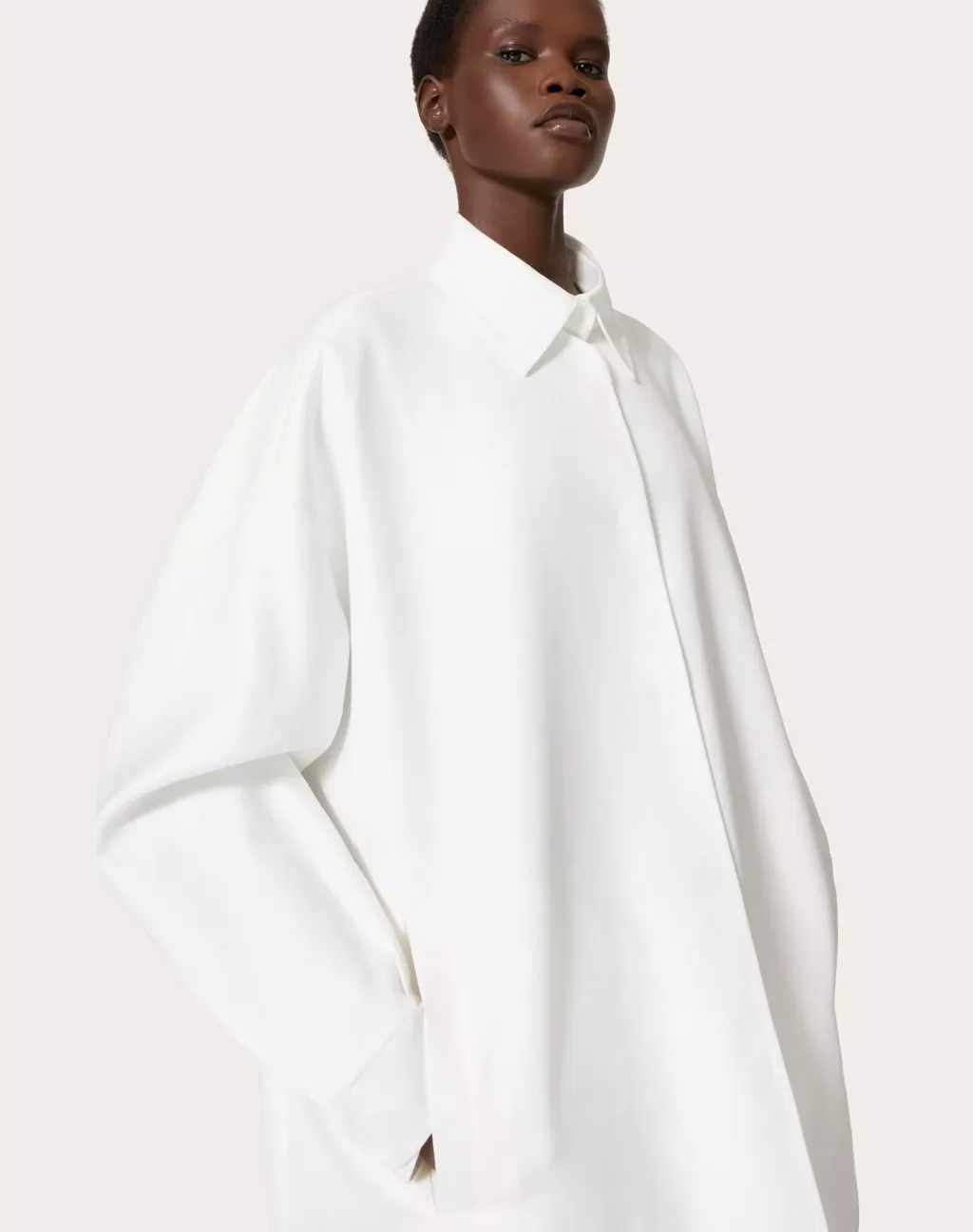 Buttoned Long-Sleeved Shirt