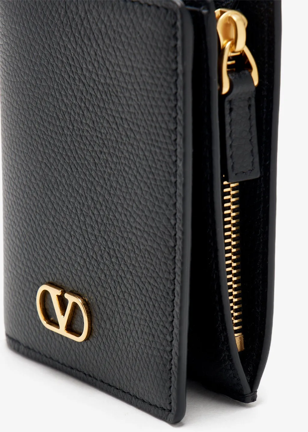 Vlogo Plaque Bi-Fold Wallet