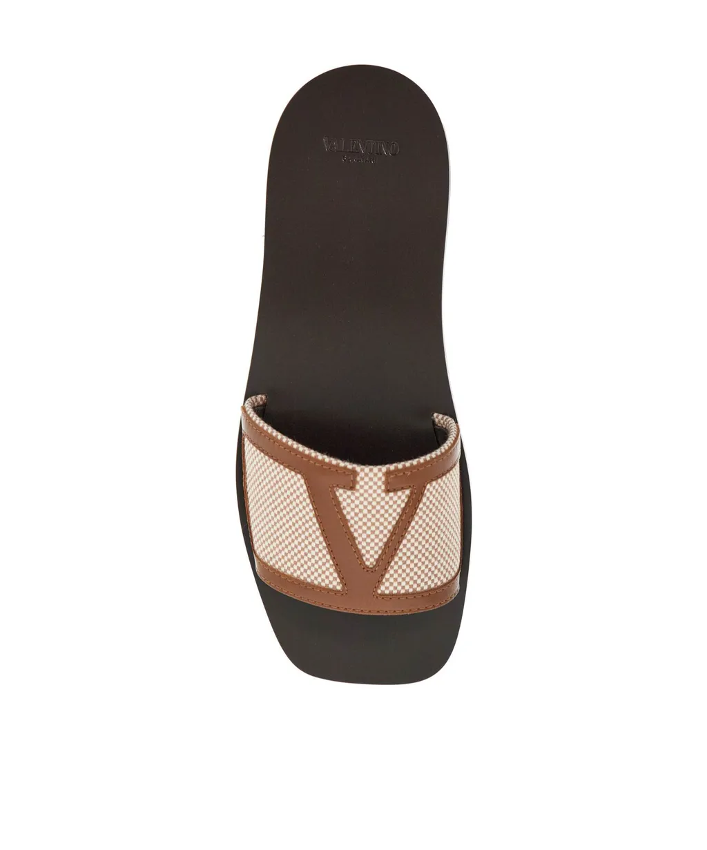Vlogo Patch Square Toe Slippers