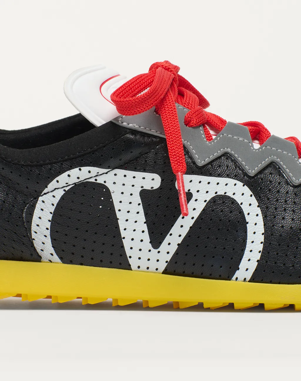 Chromathon Vlogo Signature Perforated Sneakers