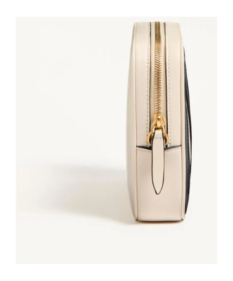 Zipper Clutch