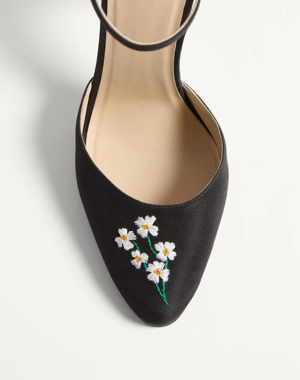 Dolly Floral Embroidered Pumps