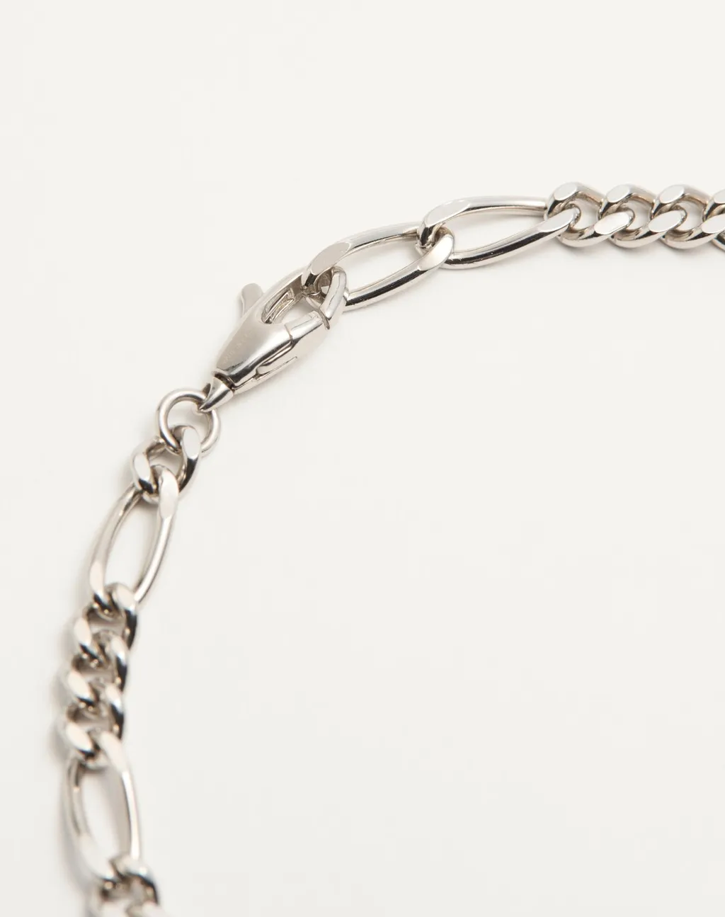 Ovalette Vlogo Signature Bracelet