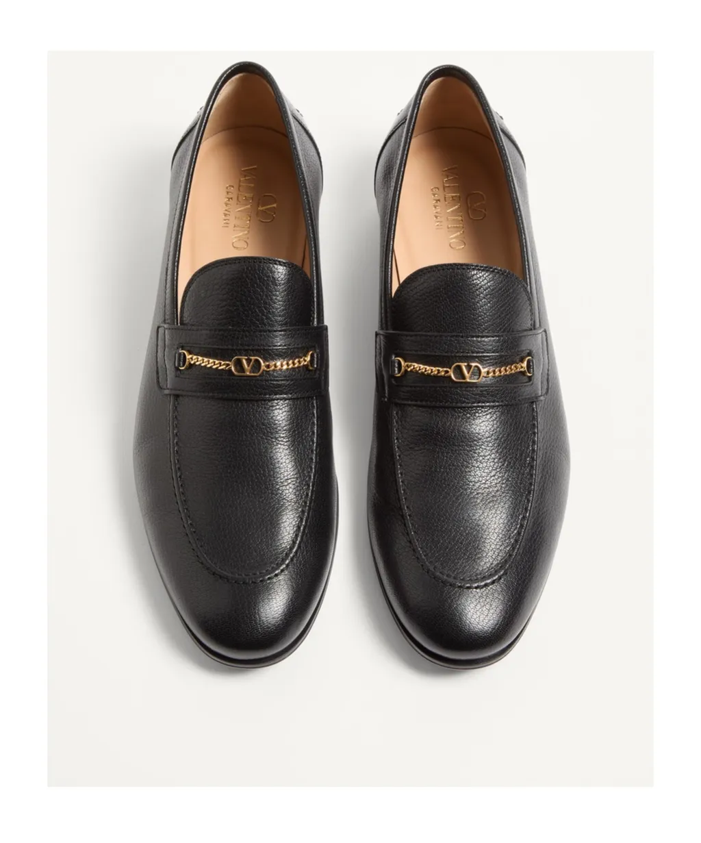 Vlogo Signature Round-Toe Loafers