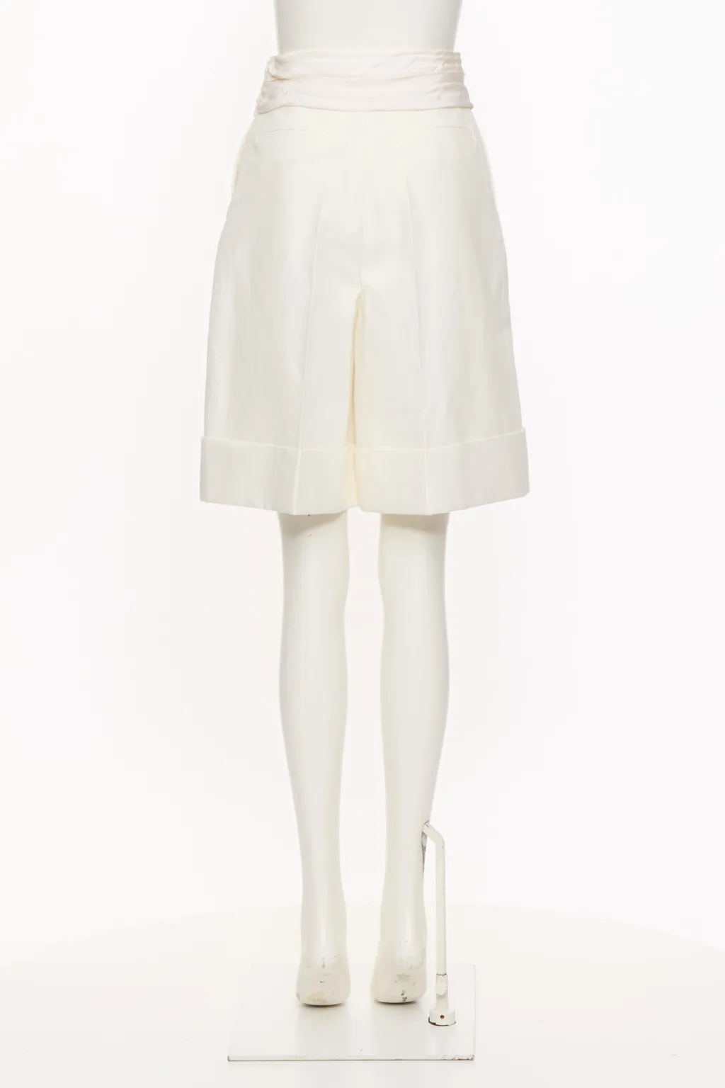Bow Detailed Bermuda Shorts