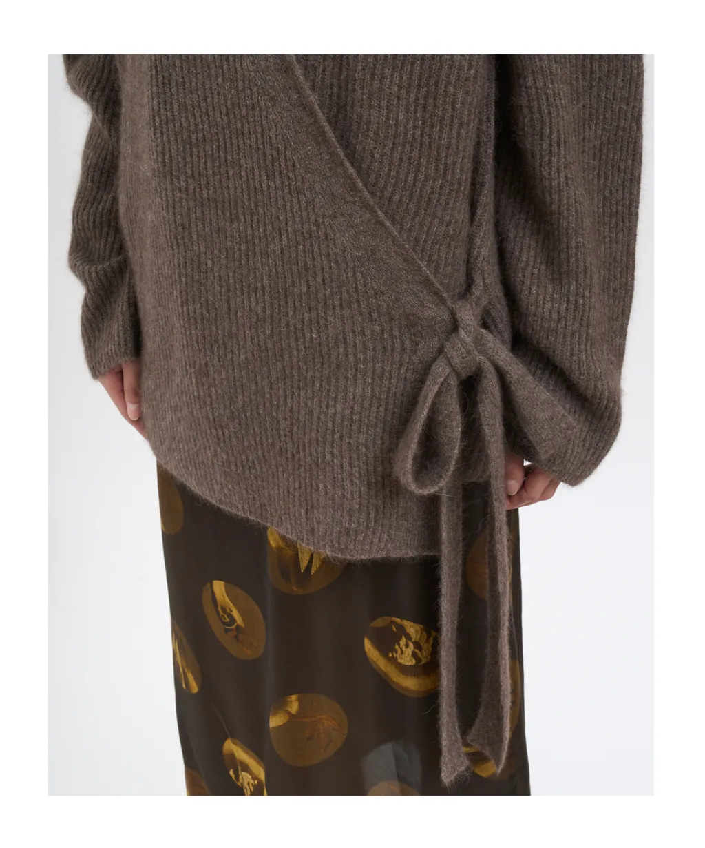 Long-Sleeved Knitted Cardigan