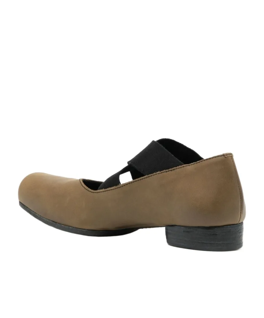 Square-Toe Ballet Flats