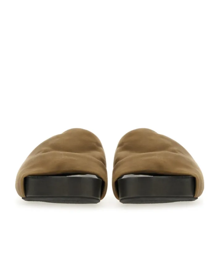 Round Toe Slides