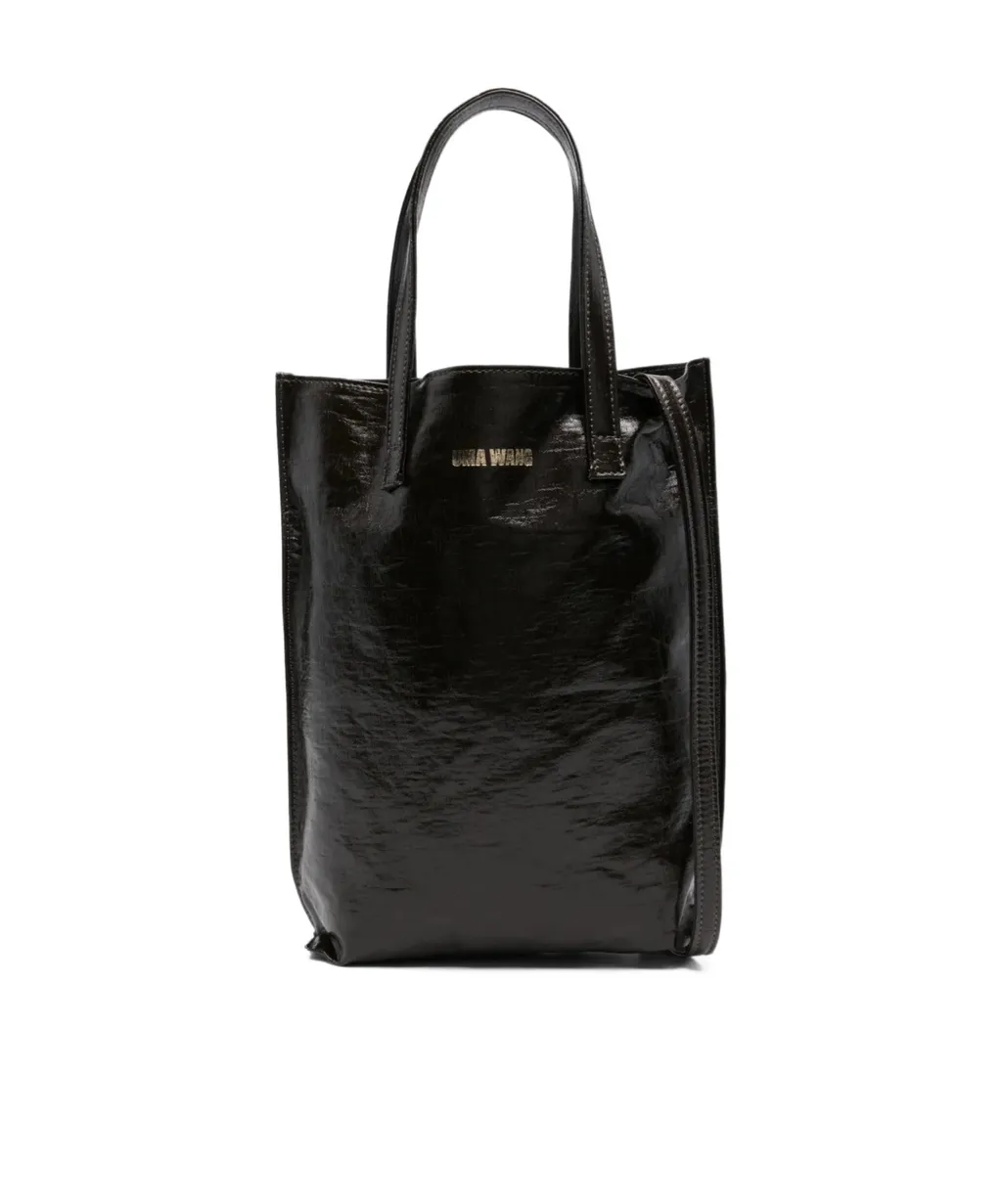 Carry A Handbag With Both Hands