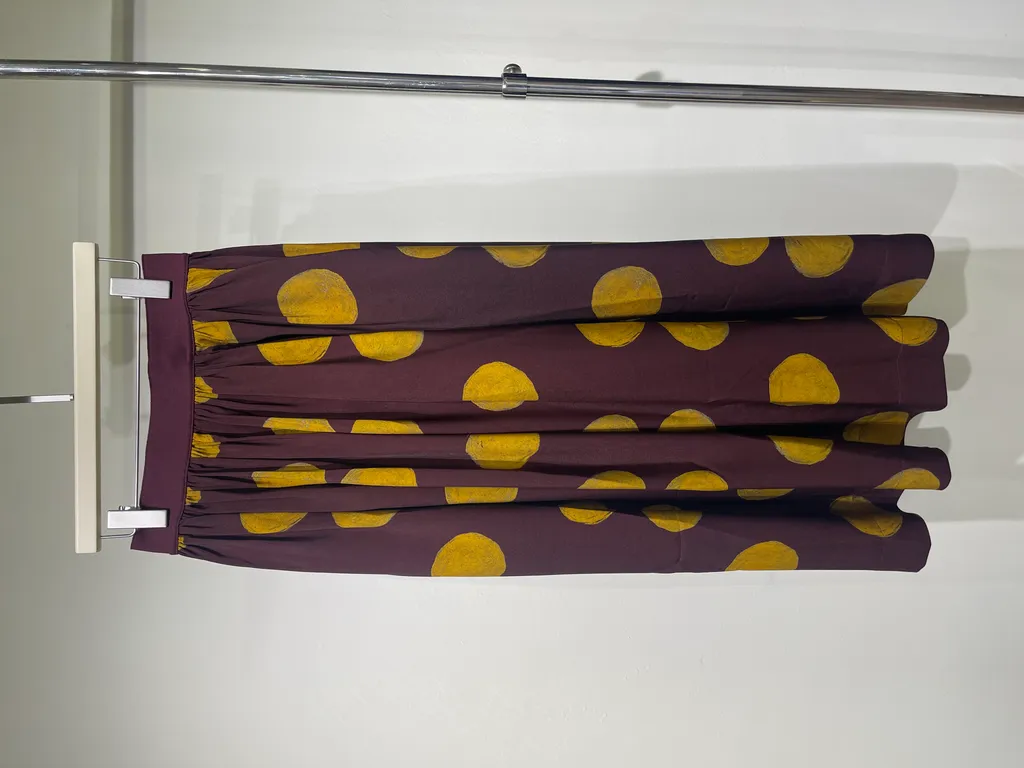 Wave Dot Pattern Skirt