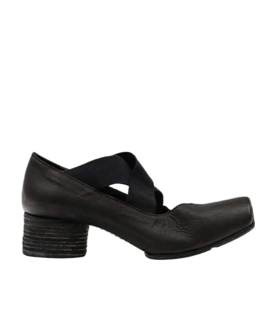 Square-Toe Leather Ballerina Shoes