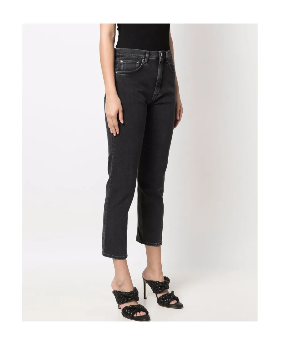 Cropped Tapered Jeans