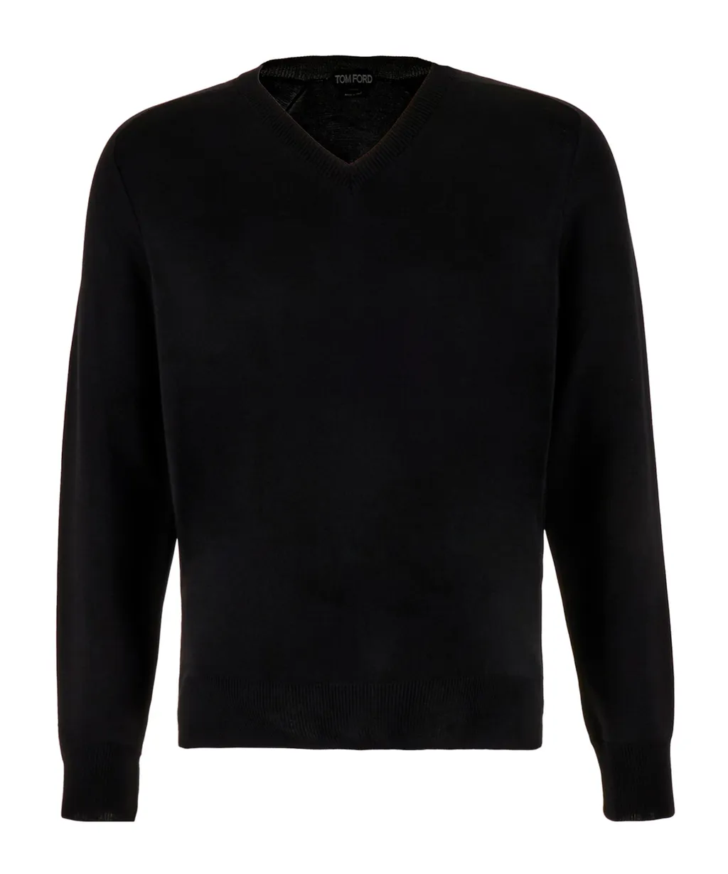 Long-Sleeved V-Neck Jumper