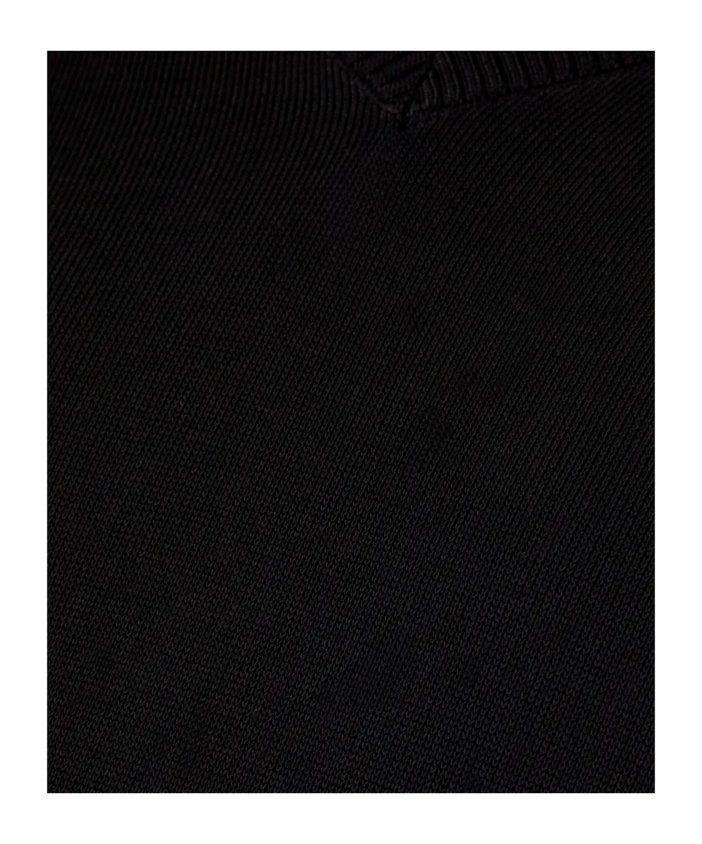 Long-Sleeved V-Neck Jumper