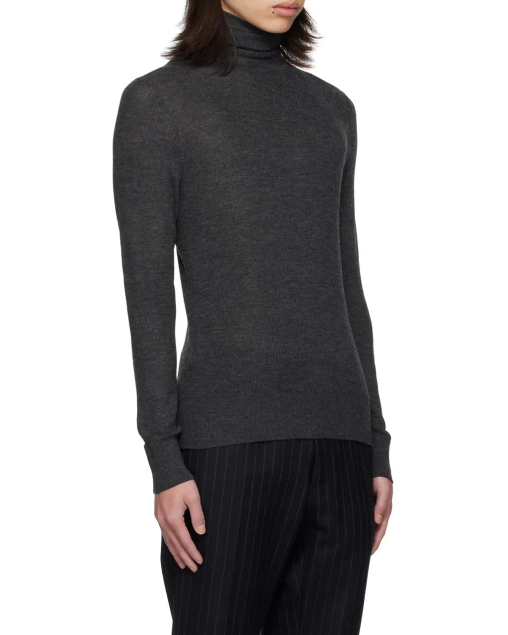 High-Necked Long-Sleeved Sweater