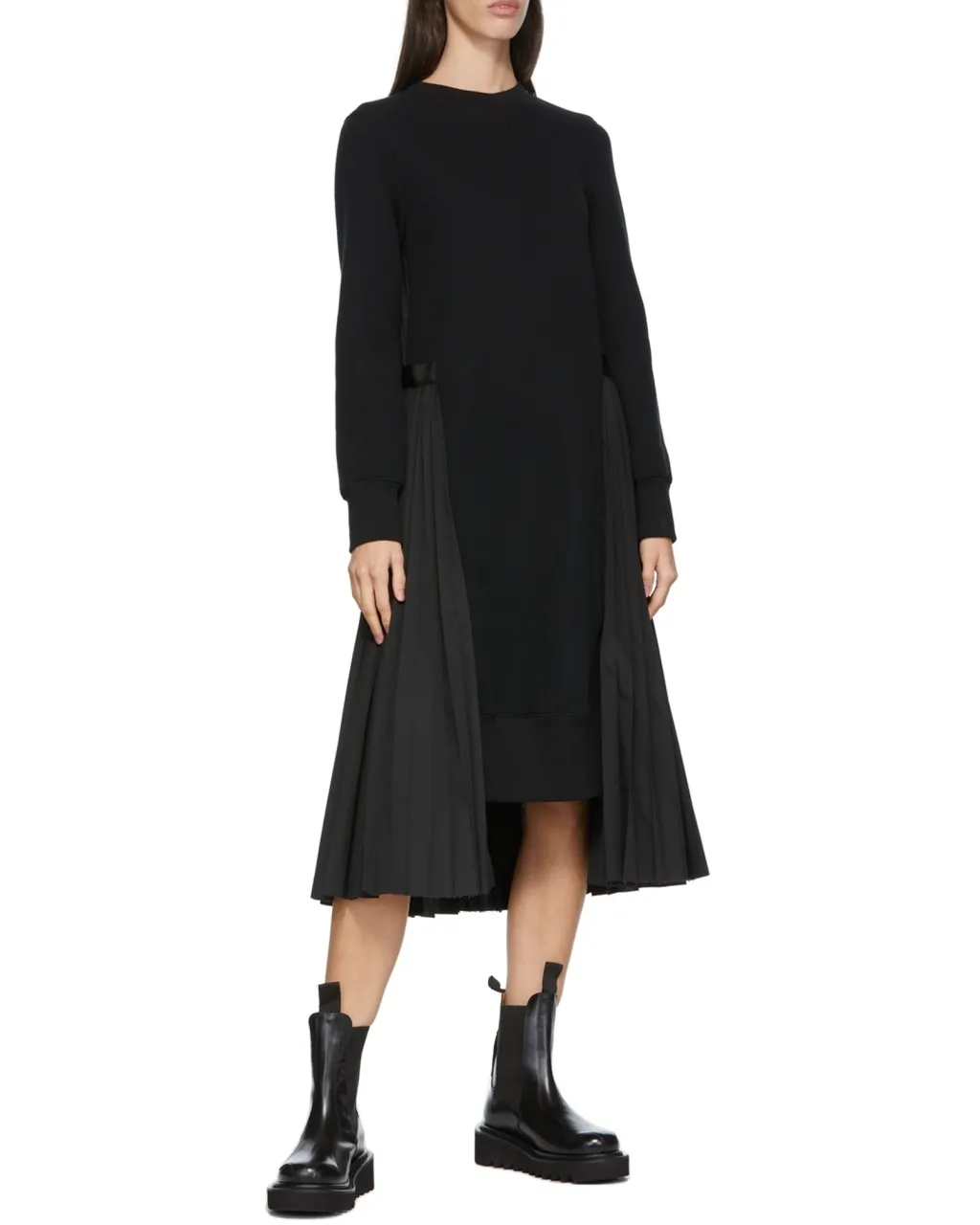 Round-Headed Chelsea Boots
