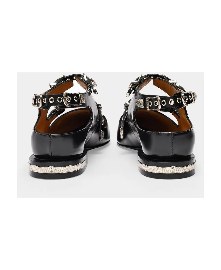 Buckle Flats