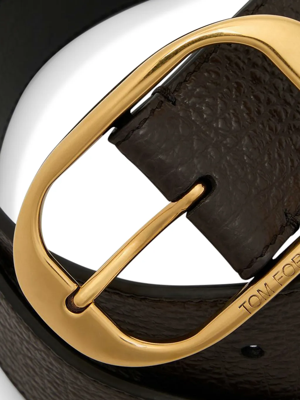 Oval-Buckle Textured Belt