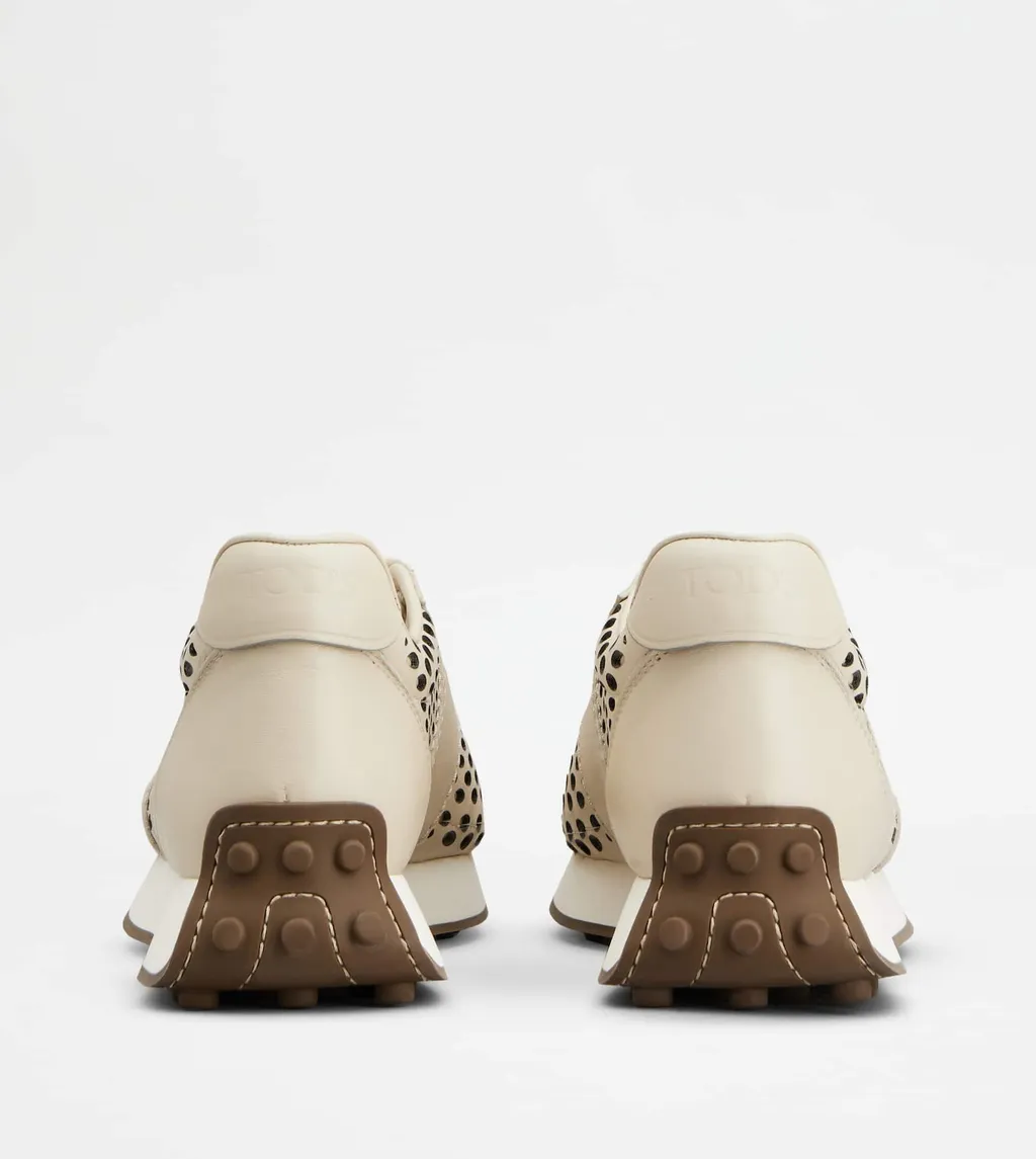 T Vintage Sneakers