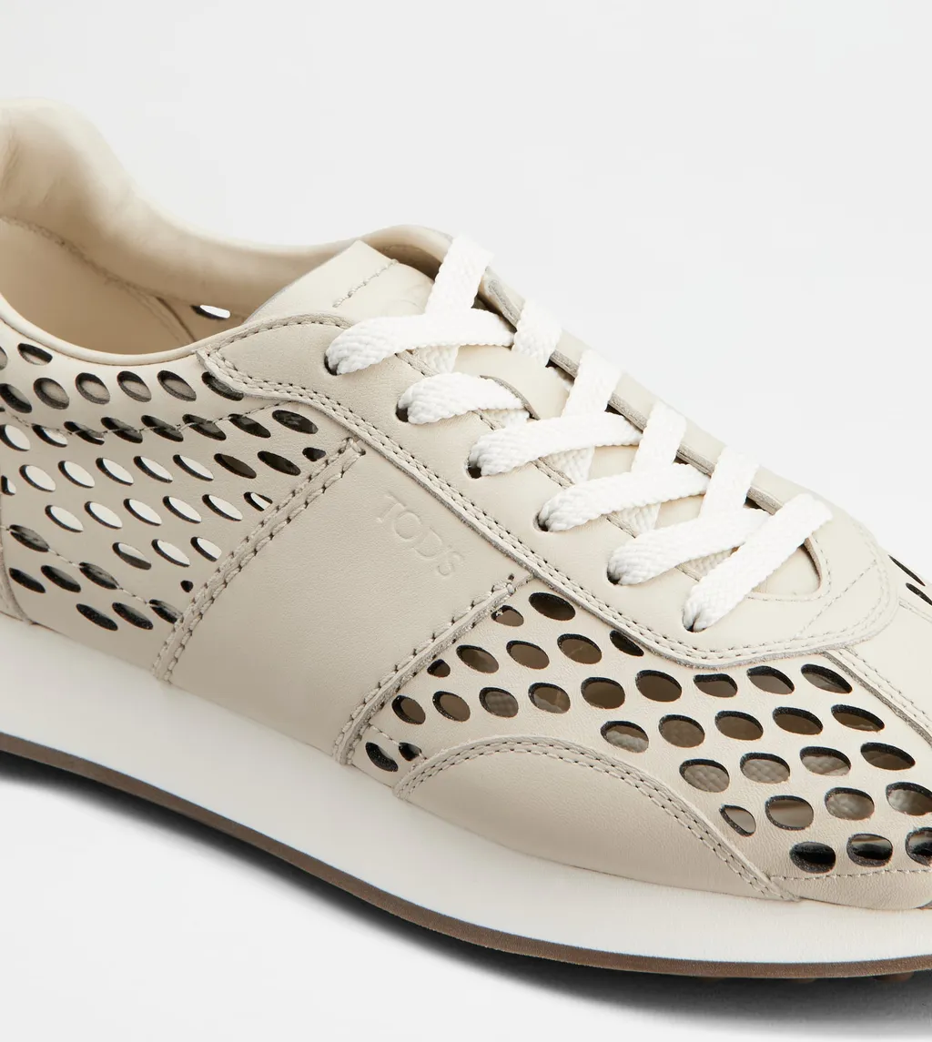 T Vintage Sneakers