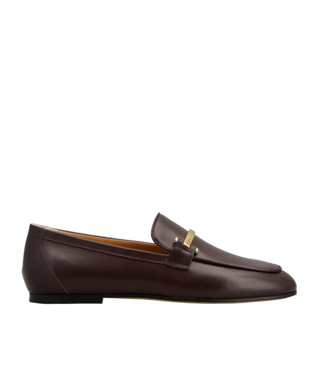 Clamp Detailed Slip-On Loafers