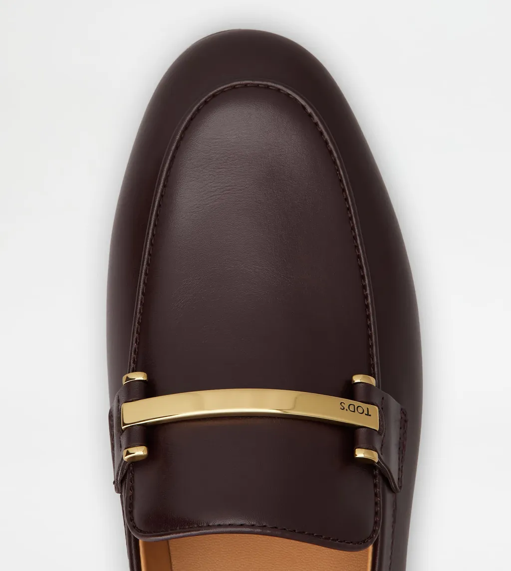 Clamp Detailed Slip-On Loafers