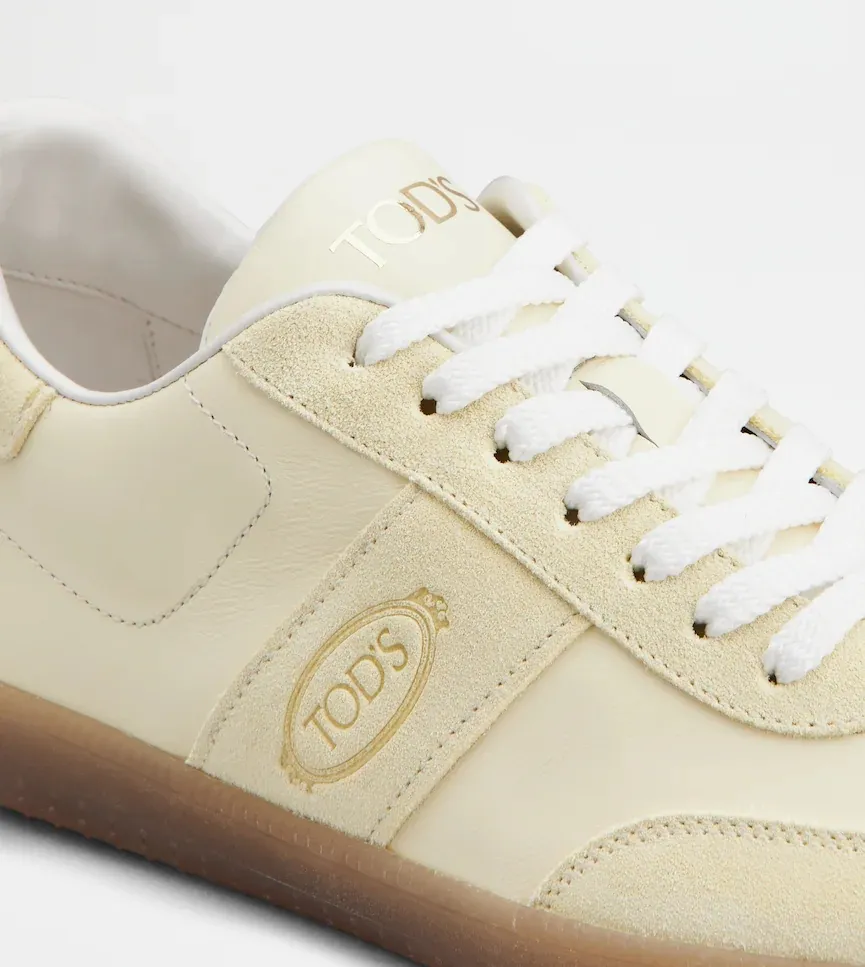 Round Toe Lace-Up Sneakers