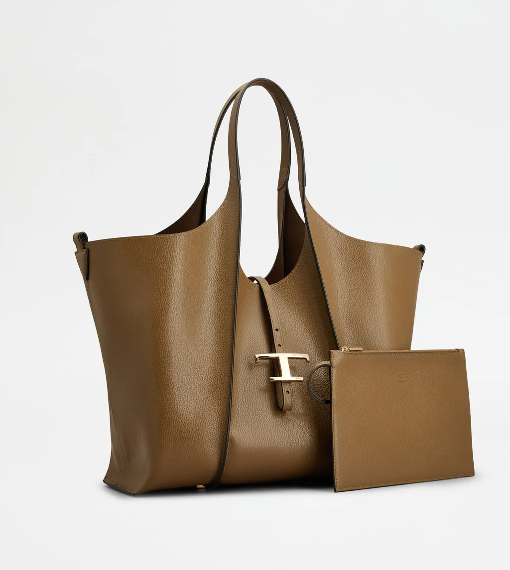 T Timeless Medium Shopping Bag