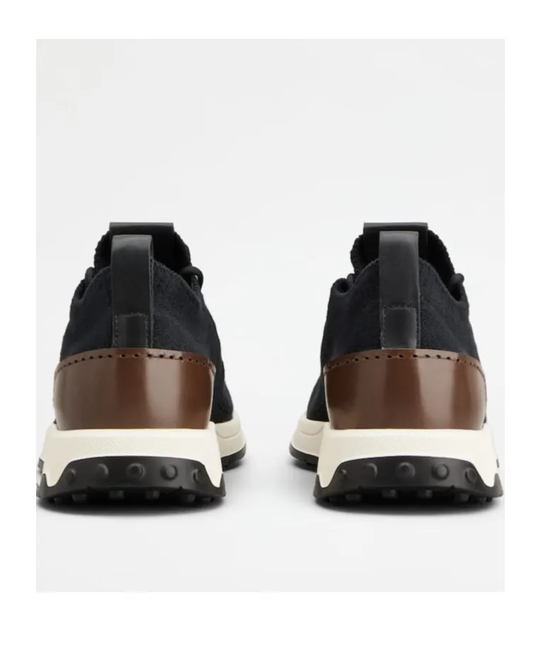 Slip-On Sneakers