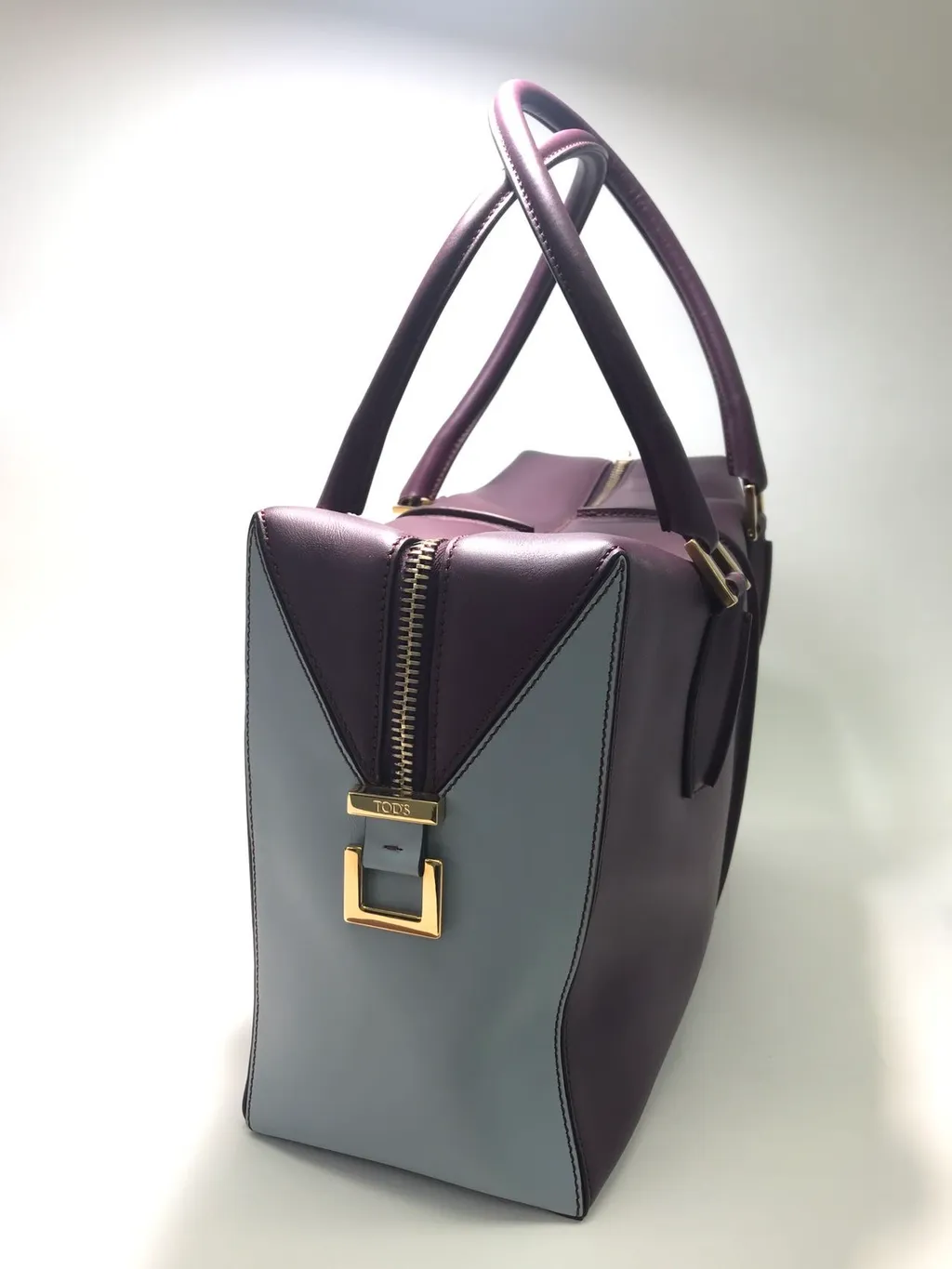 Zippered Top Handle Bag
