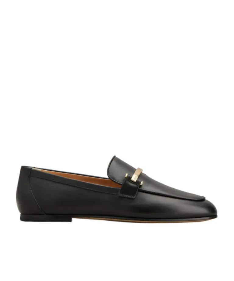 Clamp Detailed Loafers