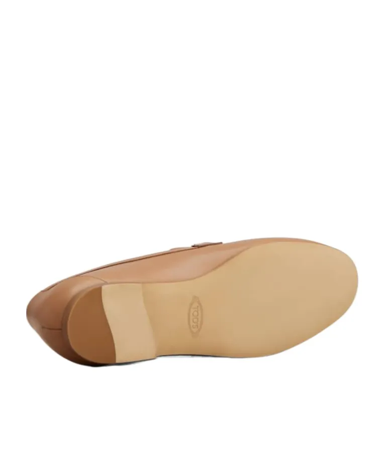 Clamp Detailed Loafers