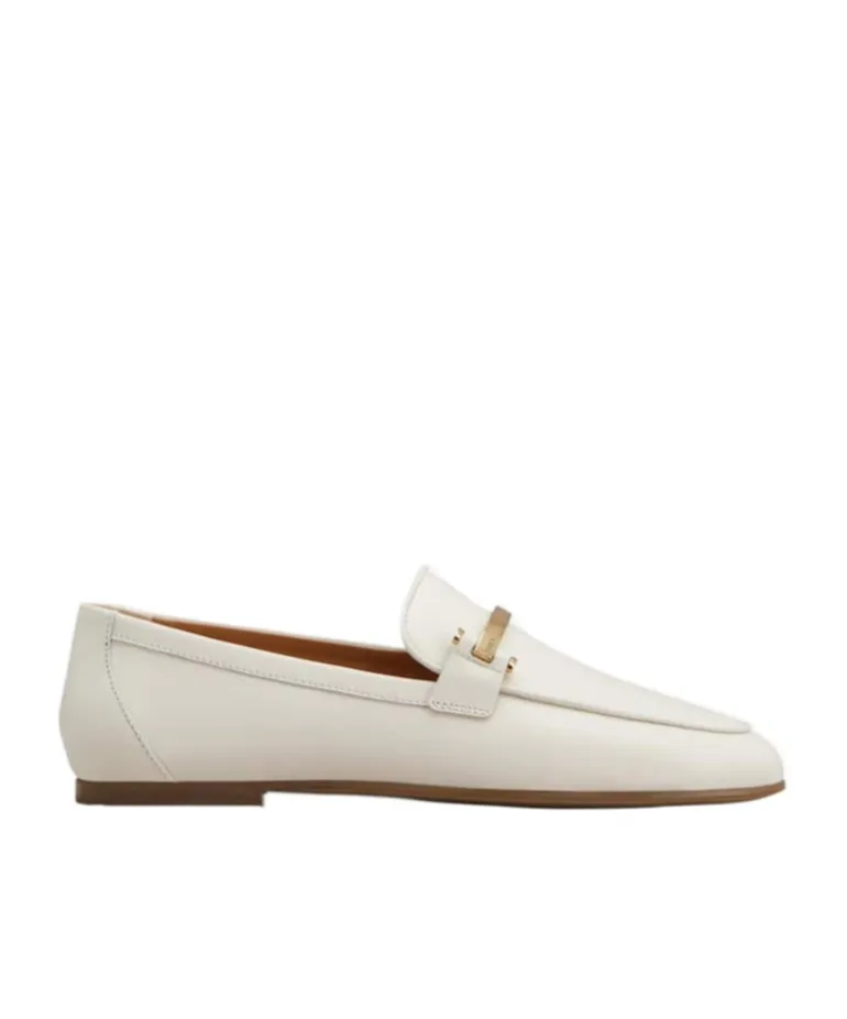 Clamp Detailed Loafers