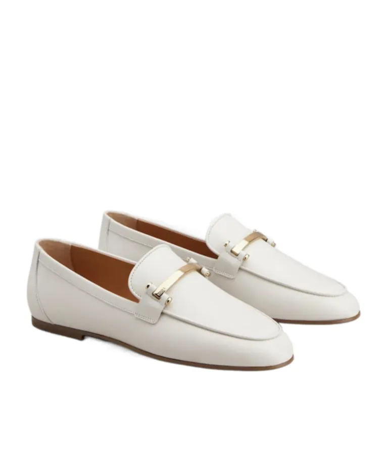 Clamp Detailed Loafers