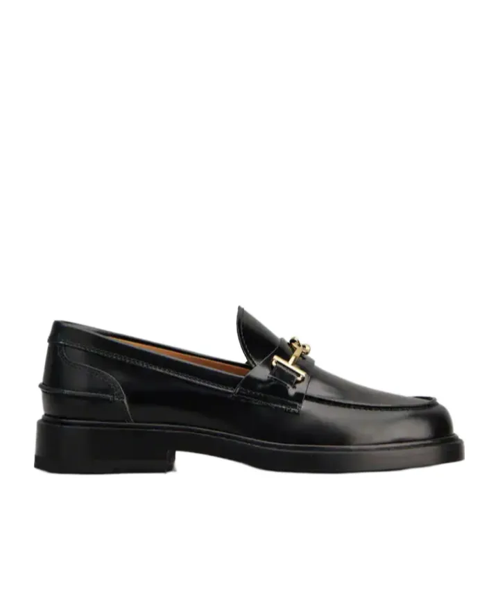Logo-Plaque Round Toe Loafers