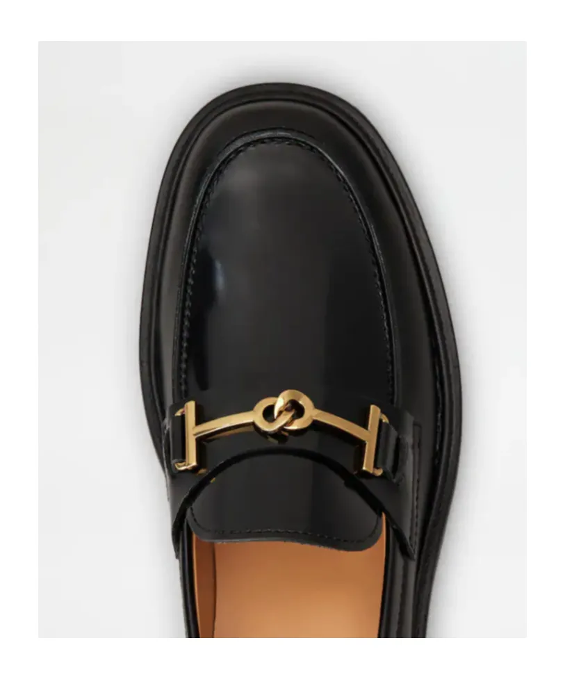 Logo-Plaque Round Toe Loafers