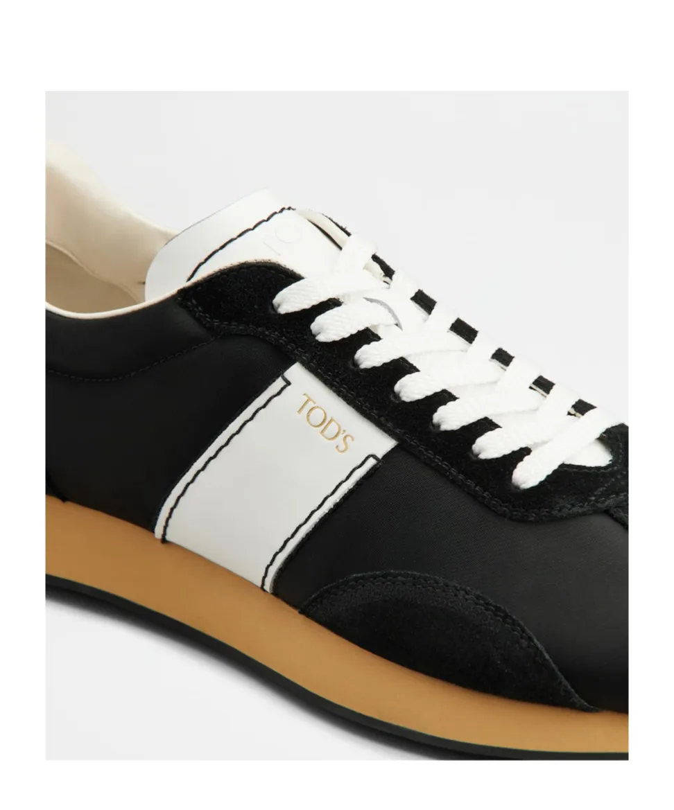 T Vintage Sneakers