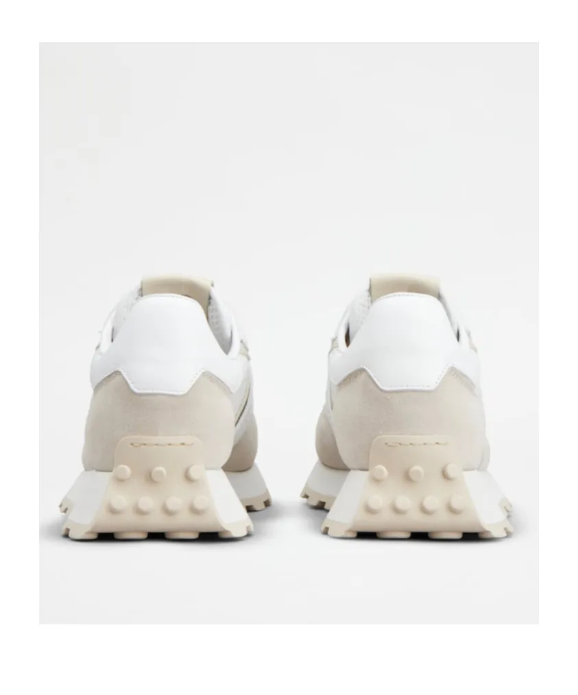 Panelled Round Toe Sneakers