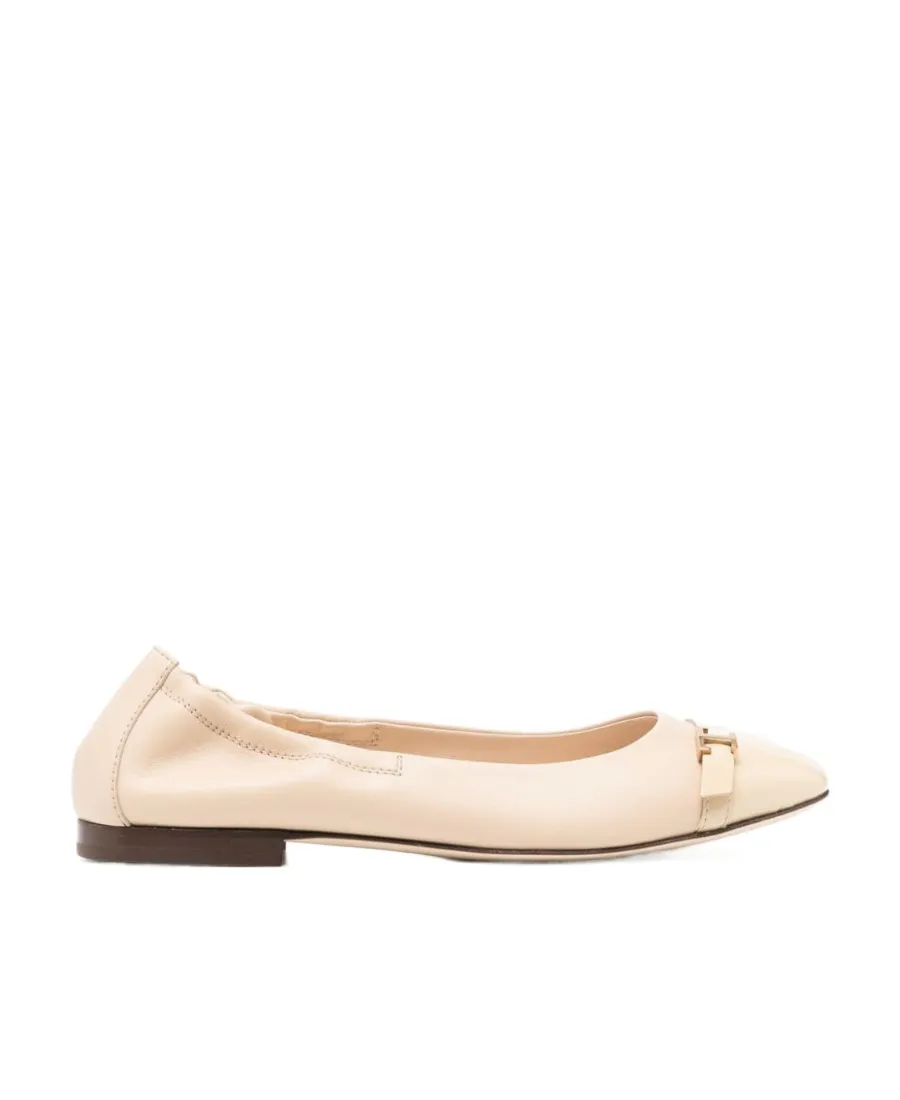 T Timeless Ballerinas