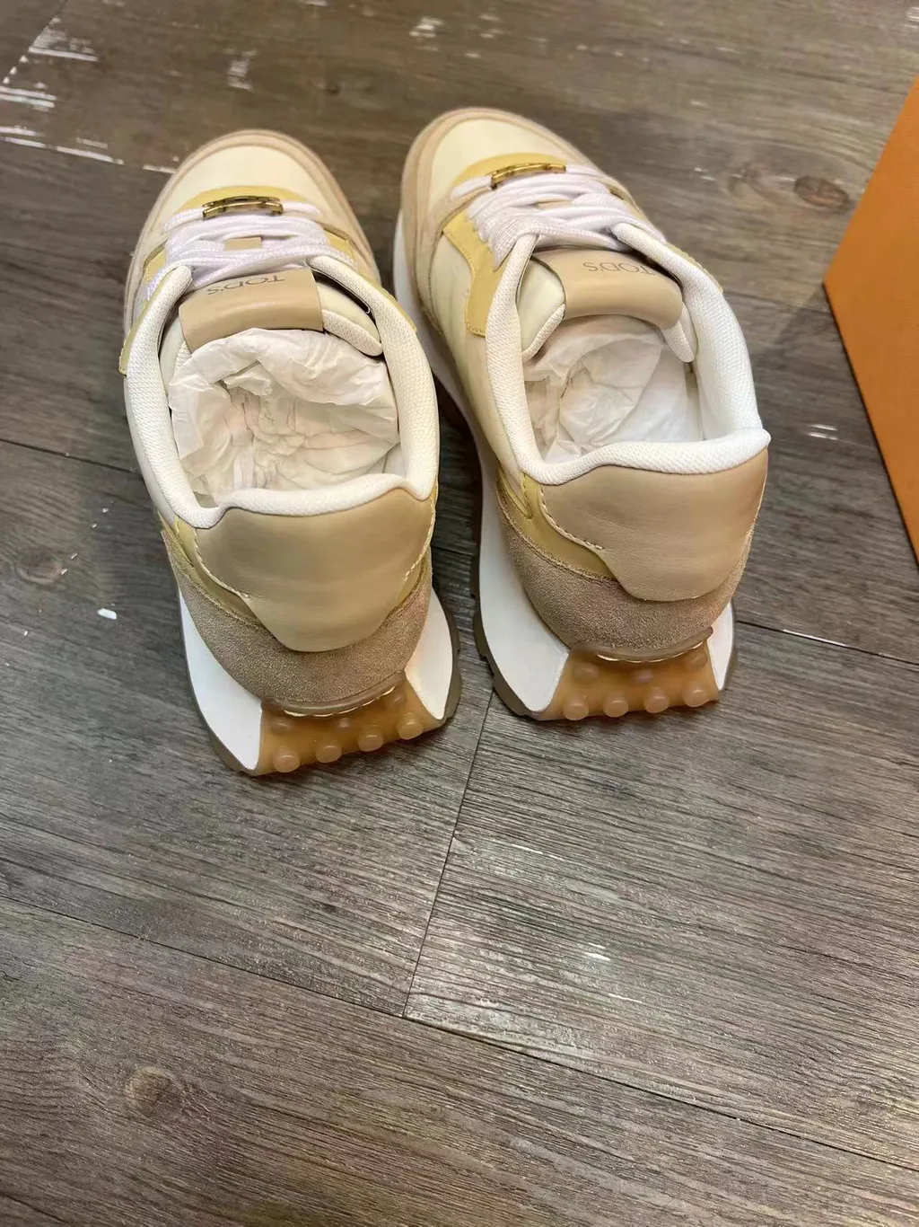 Logo Low-Top Casual Shoes