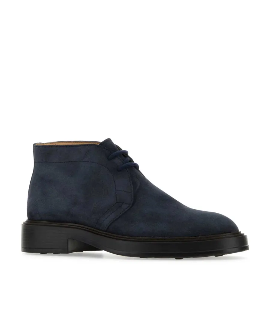 Desert Round Toe Lace-Up Boots