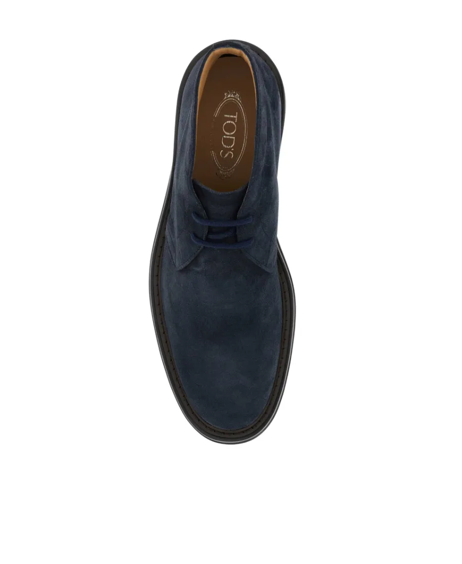 Desert Round Toe Lace-Up Boots