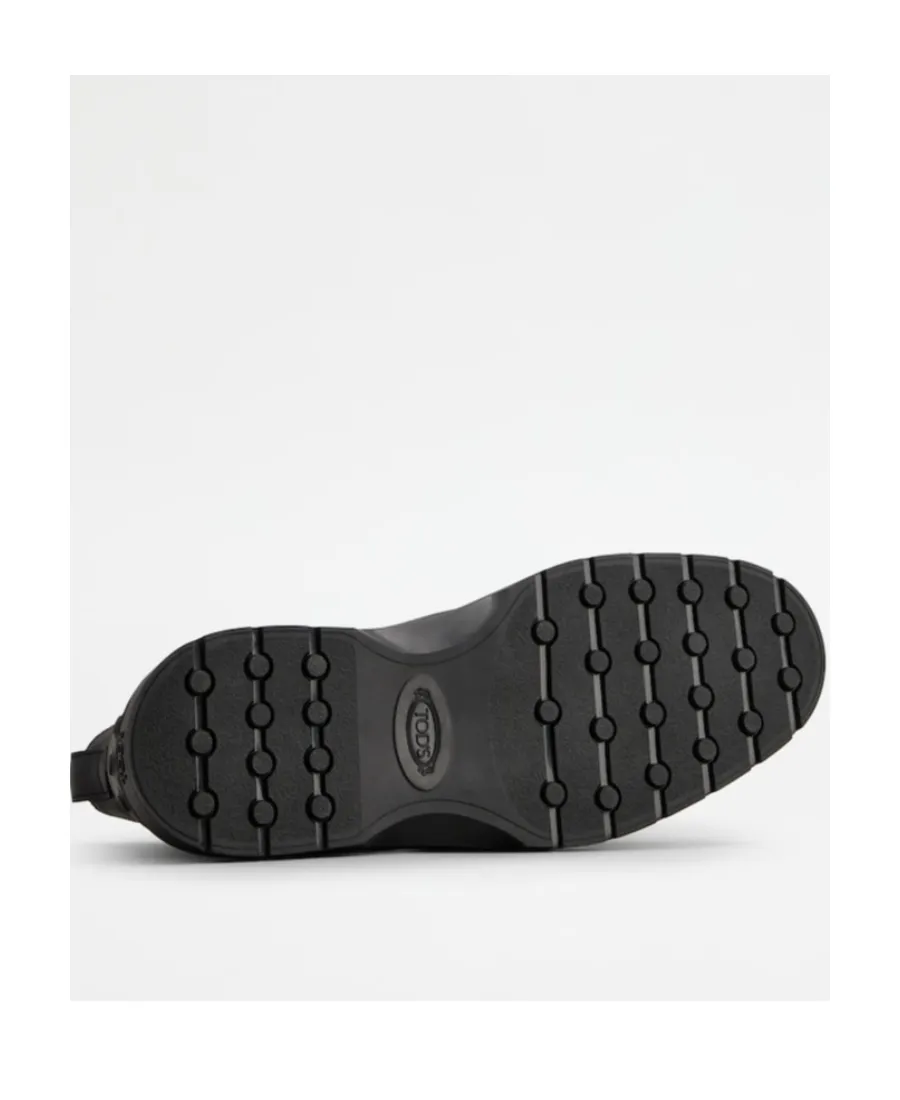 Slip-On Chelsea Boots