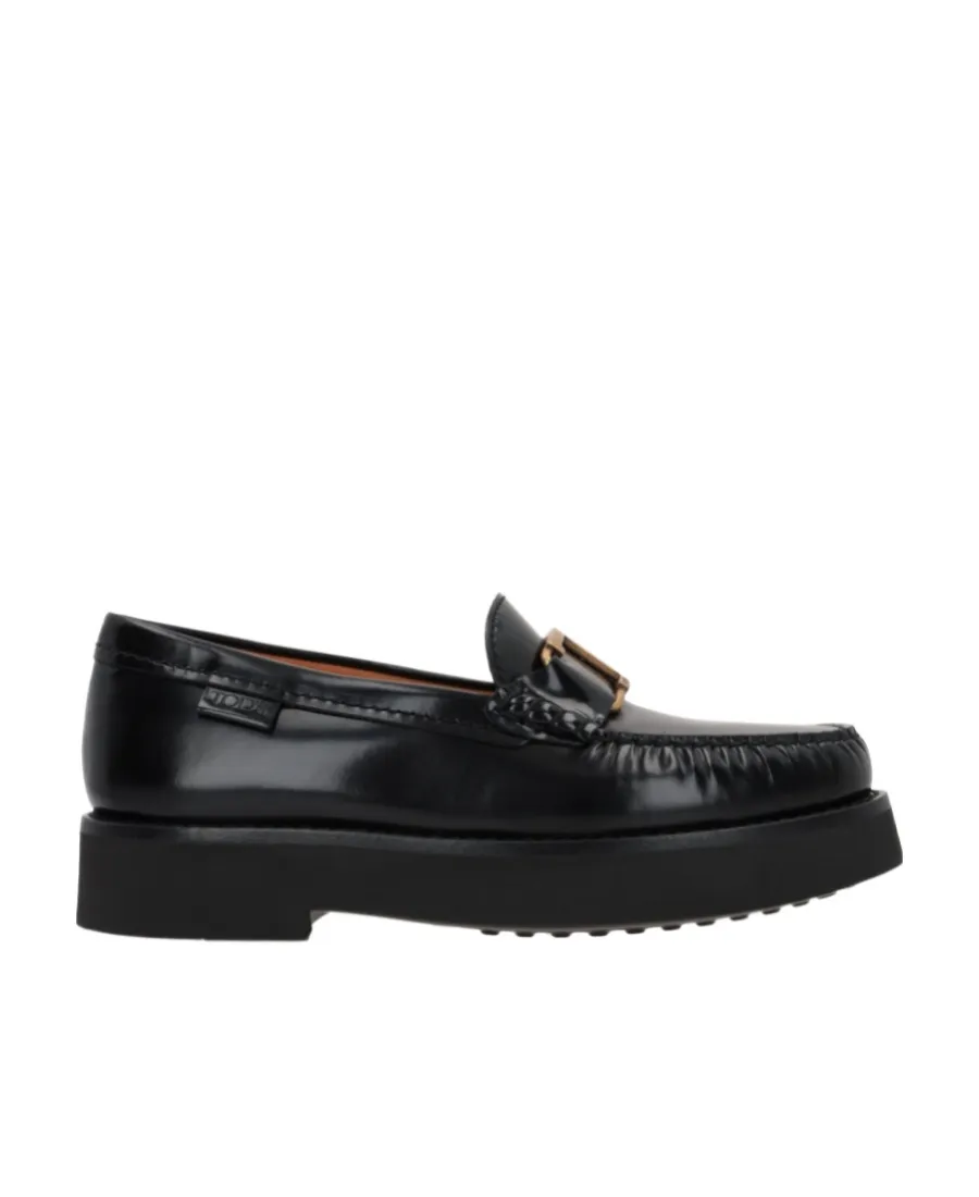 Logo Plaque Round Toe Loafers