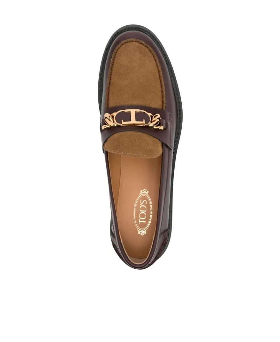 Logo Plaque Round Toe Loafers