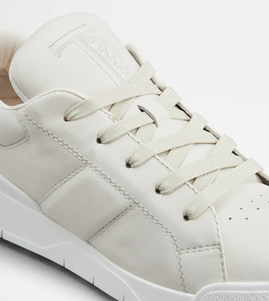 Logo Low-Cut Casual Sneakers